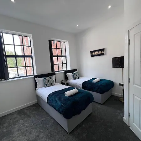 Luxury 2 Bedroom Town House Holiday home *
